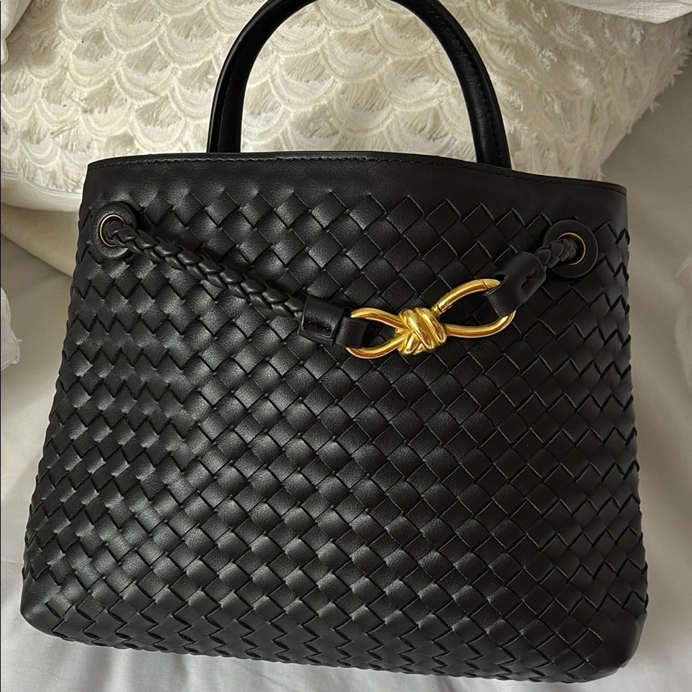 Elegant Black Woven Handbag